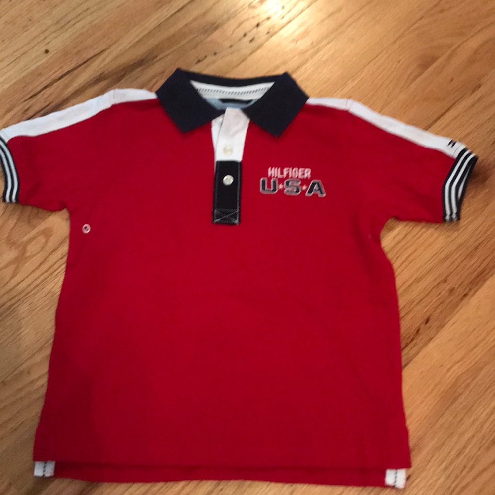 Tommy Hilfiger boys short sleeve polo. Size 4.